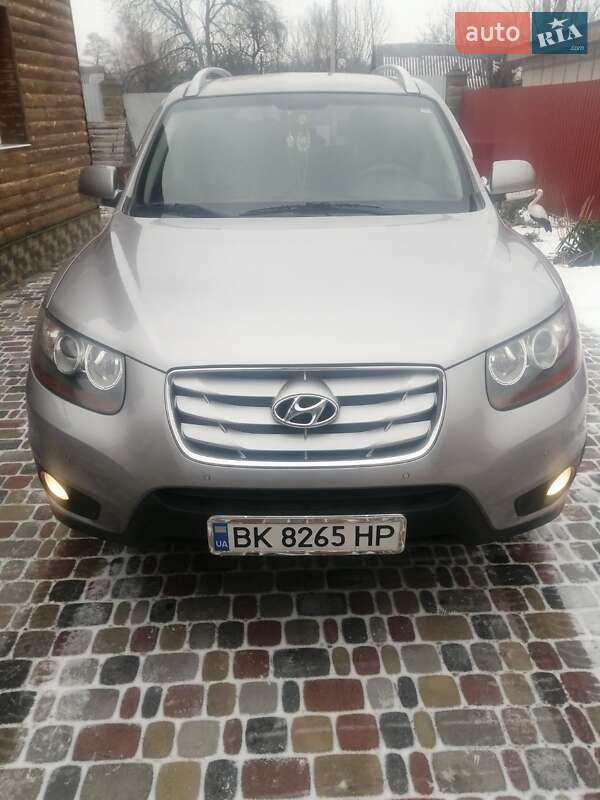 Позашляховик / Кросовер Hyundai Santa FE 2011 в Нетішині