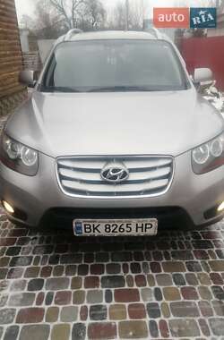 Позашляховик / Кросовер Hyundai Santa FE 2011 в 