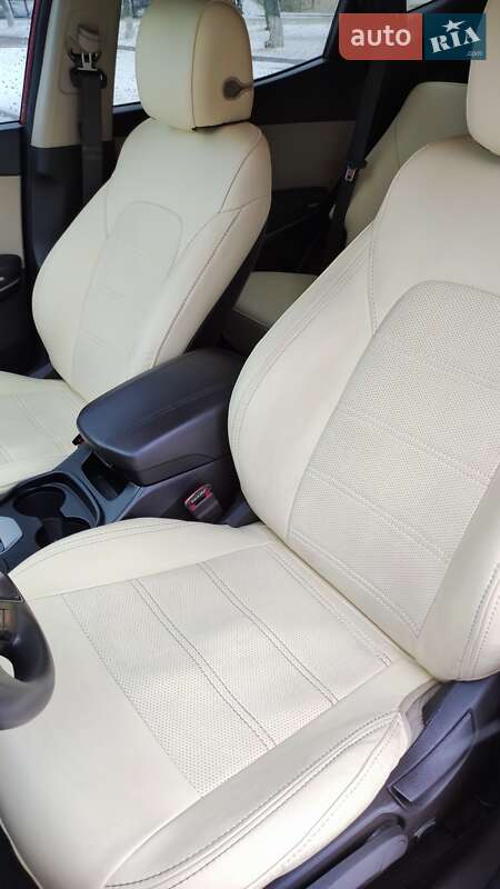 Внедорожник / Кроссовер Hyundai Santa FE 2017 в Тернополе