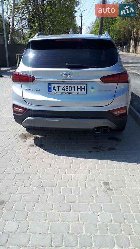 Внедорожник / Кроссовер Hyundai Santa FE 2018 в Ивано-Франковске
