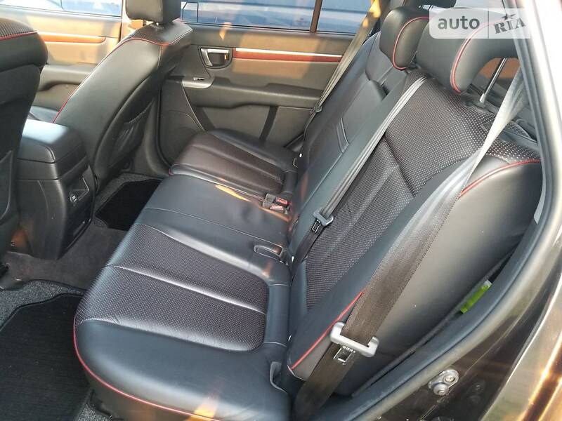 Позашляховик / Кросовер Hyundai Santa FE 2006 в Сарнах