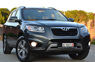 Внедорожник / Кроссовер Hyundai Santa FE 2013 в Ровно