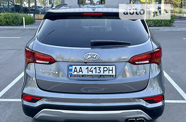 Внедорожник / Кроссовер Hyundai Santa FE 2016 в Киеве