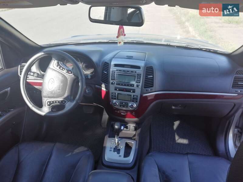 Позашляховик / Кросовер Hyundai Santa FE 2010 в Києві