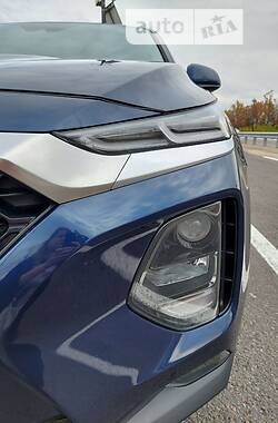 Внедорожник / Кроссовер Hyundai Santa FE 2020 в Запорожье