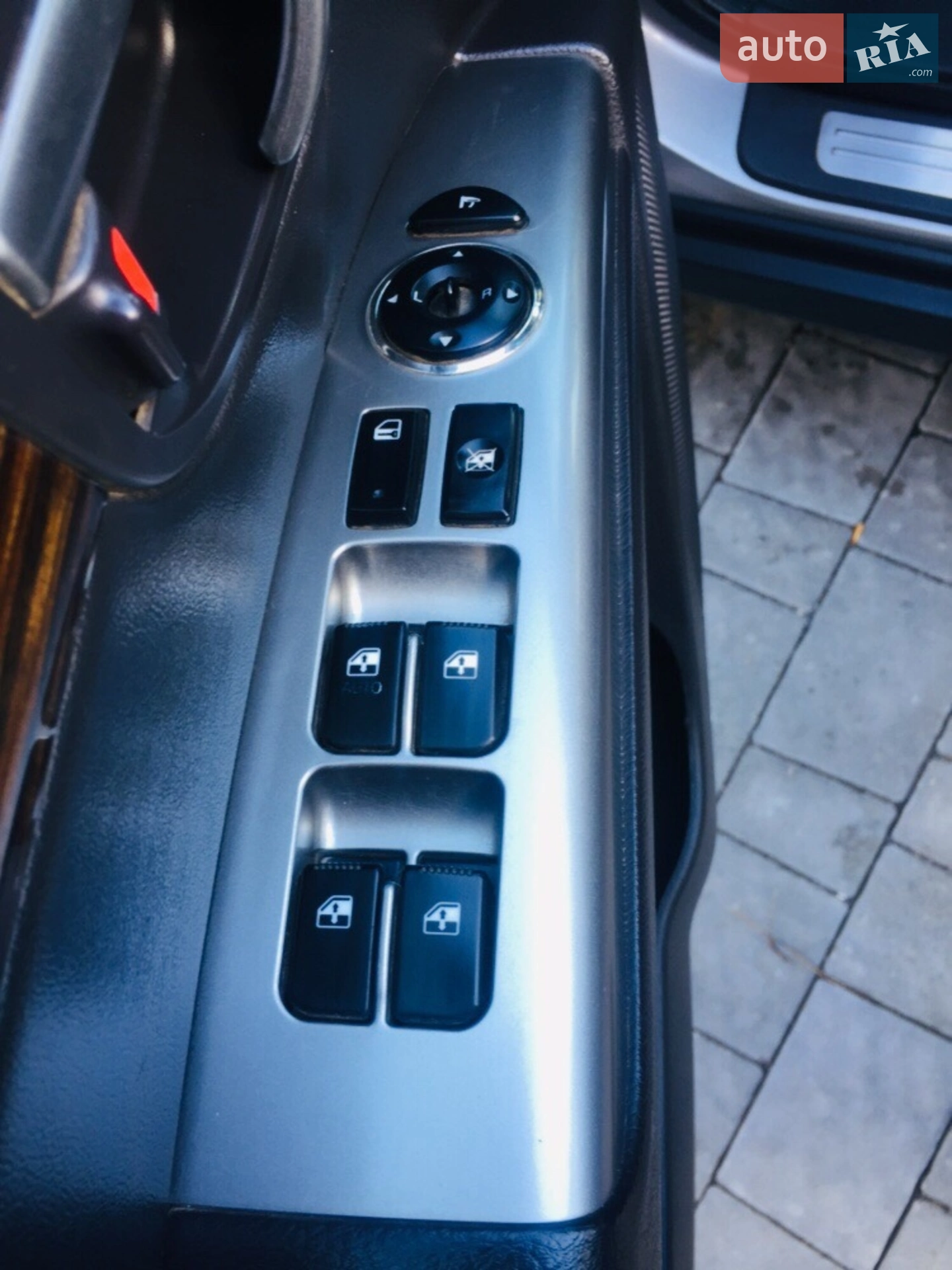 2011 Hyundai Santa Fe - мініатюра 14