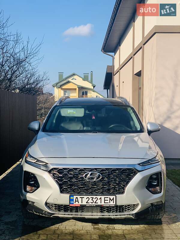 Хетчбек Hyundai Santa FE 2018 в Івано-Франківську