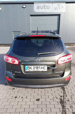 Внедорожник / Кроссовер Hyundai Santa FE 2011 в Вараше