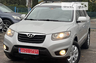 Внедорожник / Кроссовер Hyundai Santa FE 2011 в Ровно