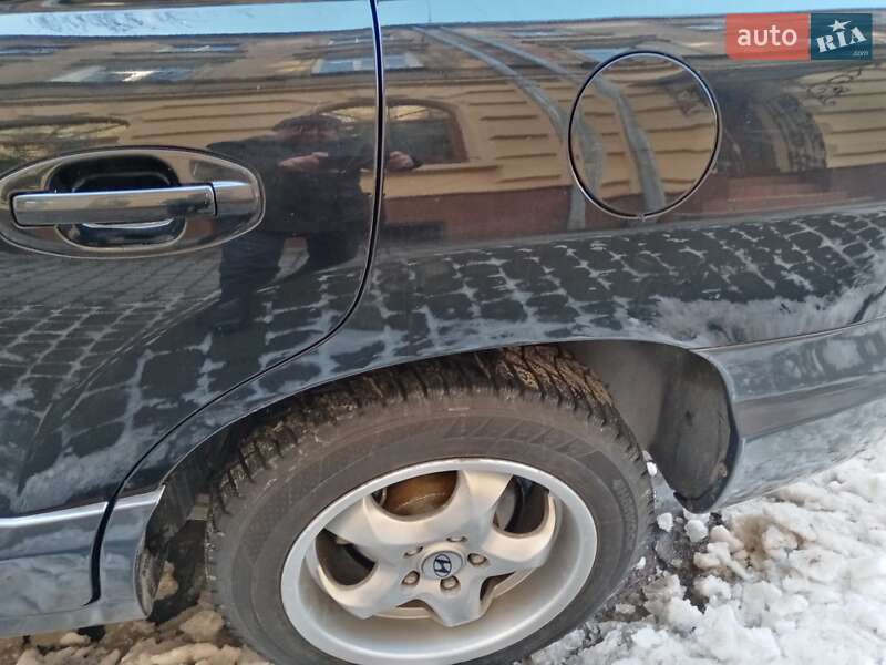 Позашляховик / Кросовер Hyundai Santa FE 2005 в Львові фото 5 Позашляховик / Кросовер Hyundai Santa FE 2005 в Львові