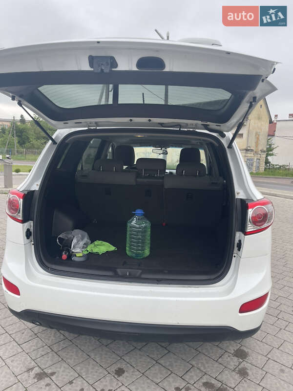 Позашляховик / Кросовер Hyundai Santa FE 2011 в Дніпрі