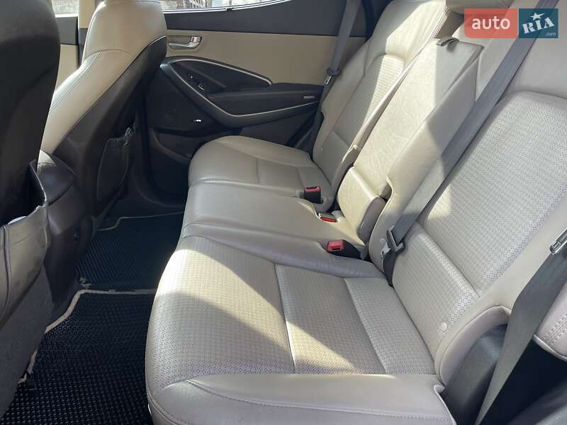 Позашляховик / Кросовер Hyundai Santa FE 2012 в Дніпрі