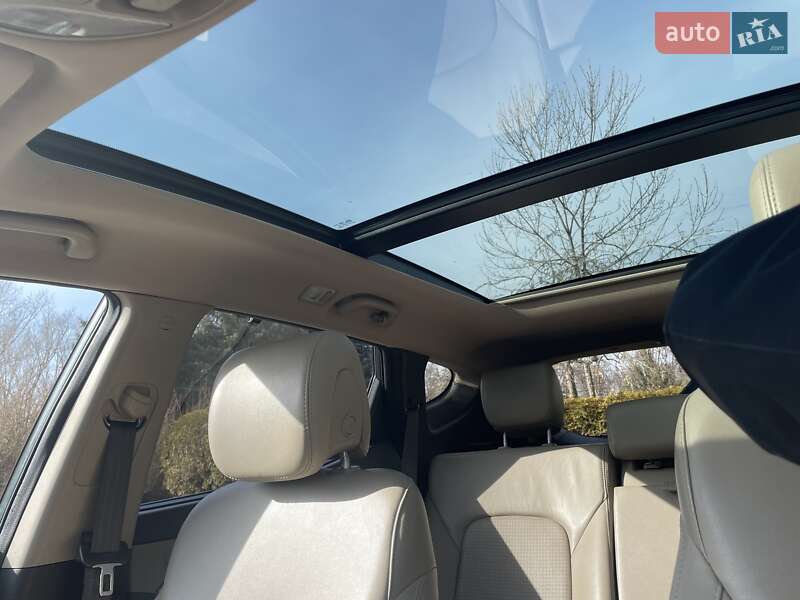 Позашляховик / Кросовер Hyundai Santa FE 2012 в Дніпрі
