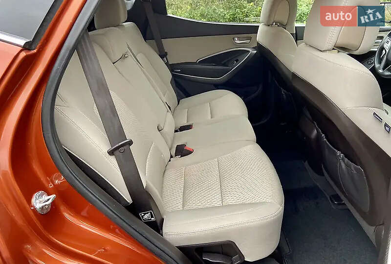 Позашляховик / Кросовер Hyundai Santa FE 2015 в Рівному фото 9 Позашляховик / Кросовер Hyundai Santa FE 2015 в Рівному