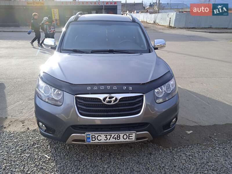 Внедорожник / Кроссовер Hyundai Santa FE 2012 в Дрогобыче фото 8 Внедорожник / Кроссовер Hyundai Santa FE 2012 в Дрогобыче