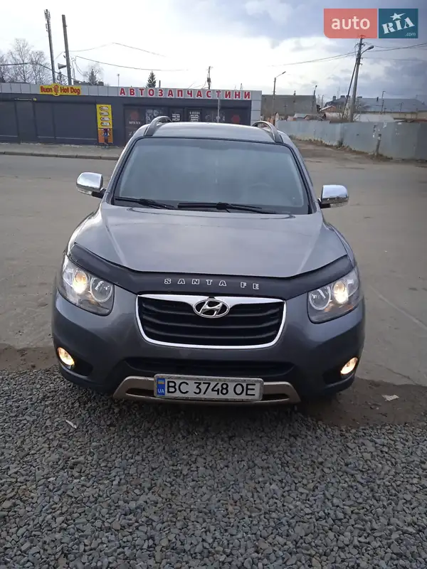 Hyundai Santa FE