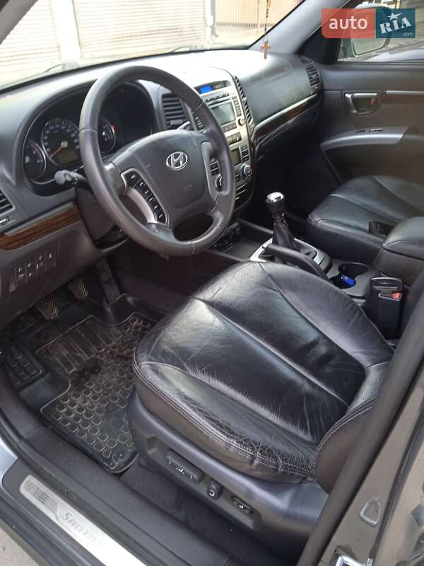 Внедорожник / Кроссовер Hyundai Santa FE 2012 в Дрогобыче фото 30 Внедорожник / Кроссовер Hyundai Santa FE 2012 в Дрогобыче