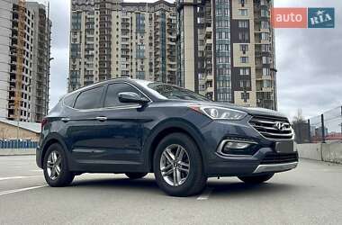 Внедорожник / Кроссовер Hyundai Santa FE 2017 в 