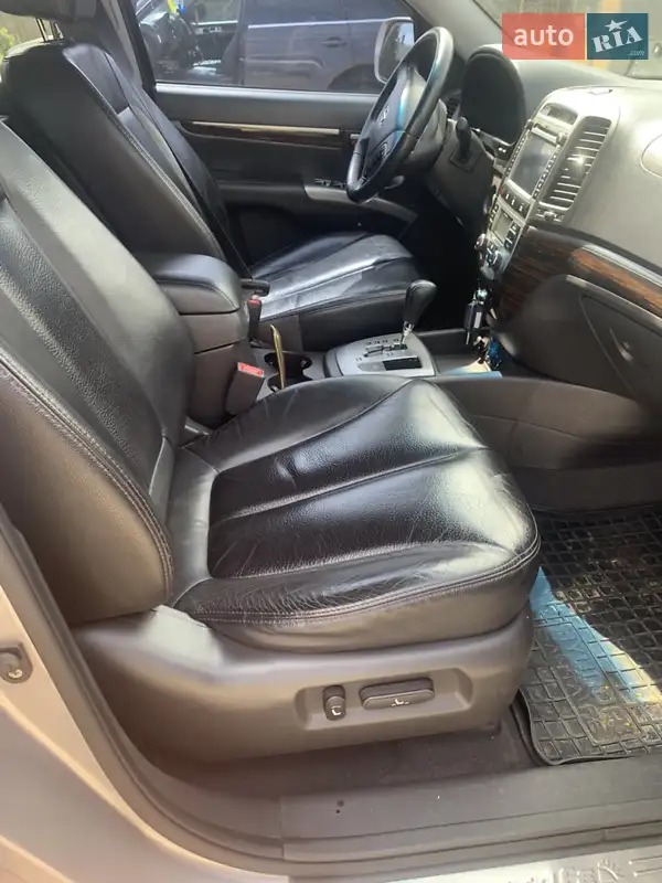Hyundai Santa FE 2011 VIN KMHSH81XDBU703627 фото оголошення 9 з 51