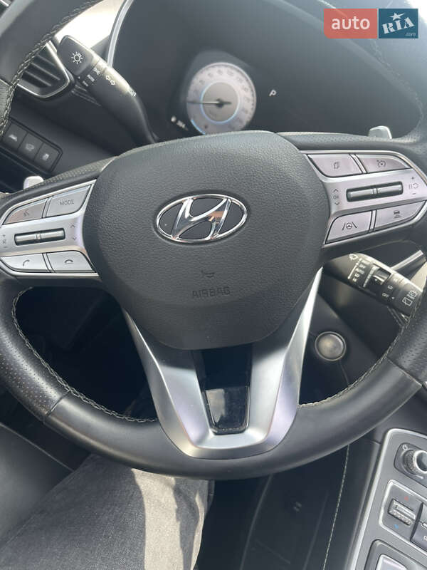 Позашляховик / Кросовер Hyundai Santa FE 2021 в Львові