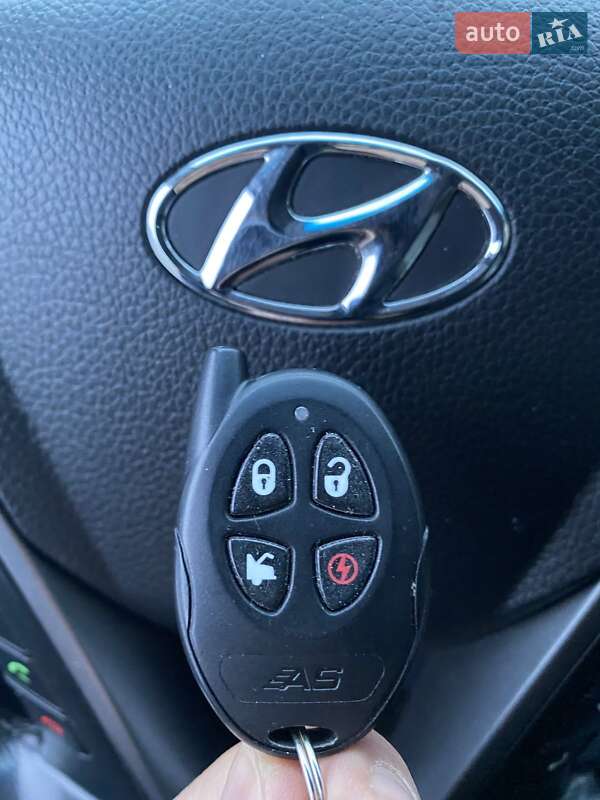 Позашляховик / Кросовер Hyundai Santa FE 2013 в Тернополі