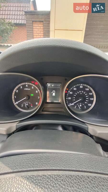 Позашляховик / Кросовер Hyundai Santa FE 2016 в Кривому Розі