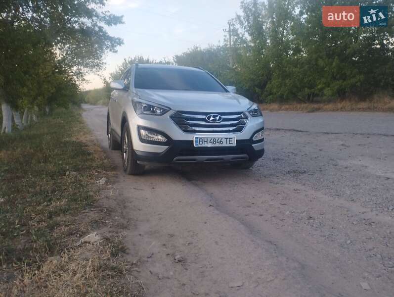 Позашляховик / Кросовер Hyundai Santa FE 2013 в Білгороді-Дністровському