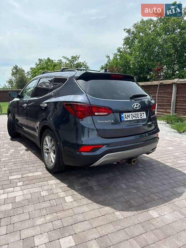 Позашляховик / Кросовер Hyundai Santa FE 2017 в Житомирі