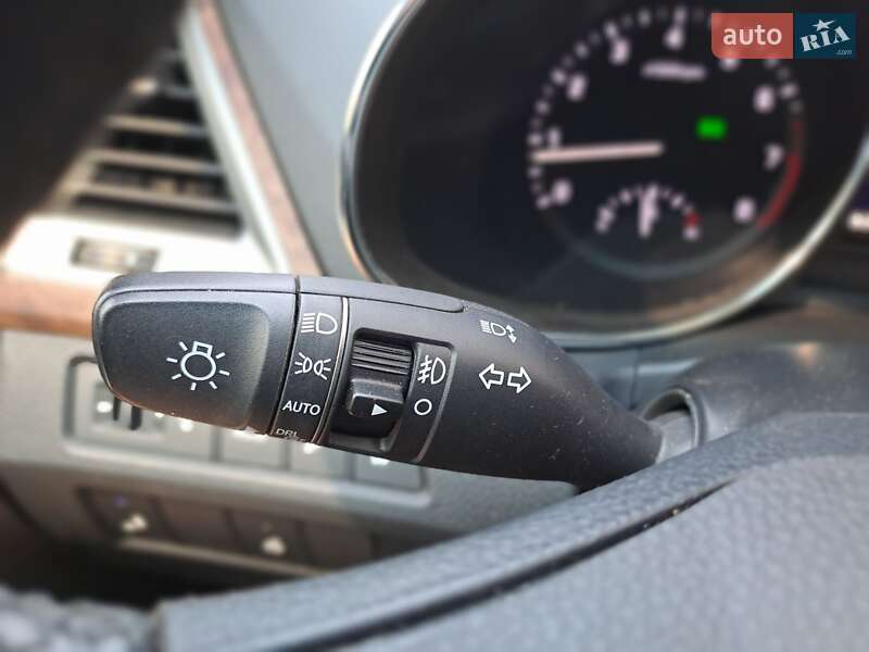 Позашляховик / Кросовер Hyundai Santa FE 2017 в Чорнобаї