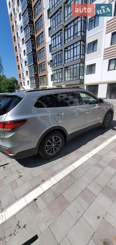 Внедорожник / Кроссовер Hyundai Santa FE 2016 в Ивано-Франковске