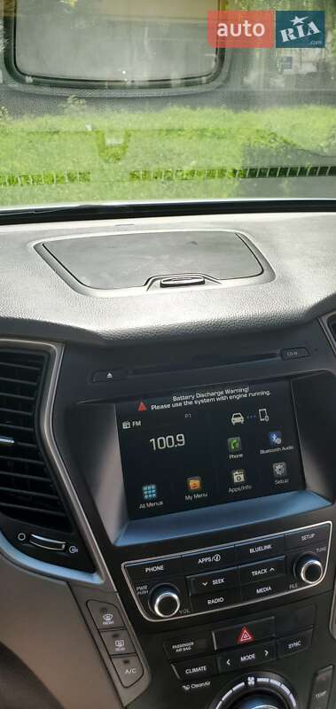 Внедорожник / Кроссовер Hyundai Santa FE 2016 в Ивано-Франковске