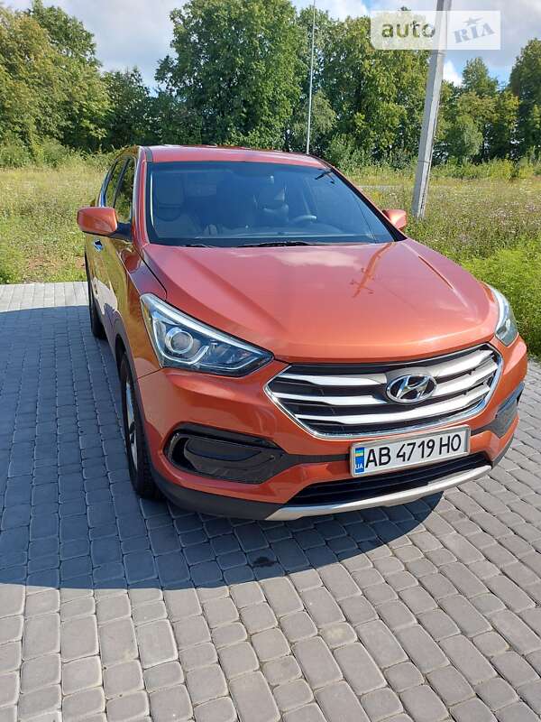 Позашляховик / Кросовер Hyundai Santa FE 2015 в Вінниці