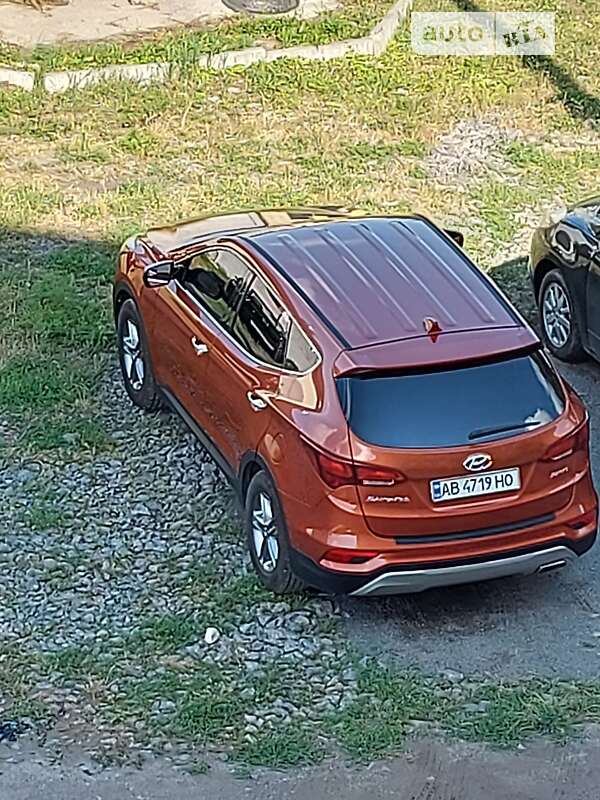 Позашляховик / Кросовер Hyundai Santa FE 2015 в Вінниці
