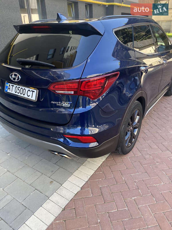 Внедорожник / Кроссовер Hyundai Santa FE 2017 в Ивано-Франковске
