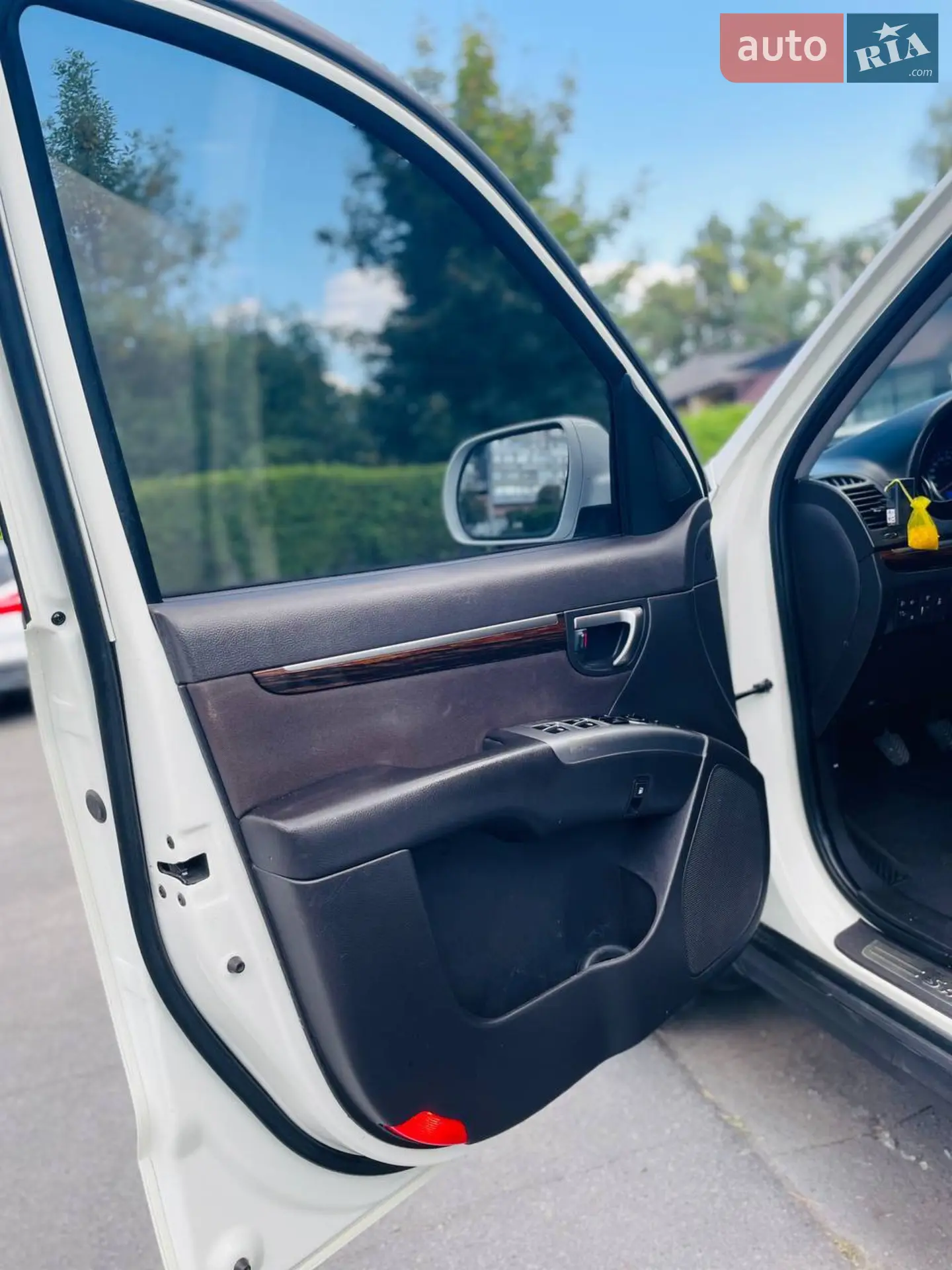 2011 Hyundai Santa Fe - мініатюра 16