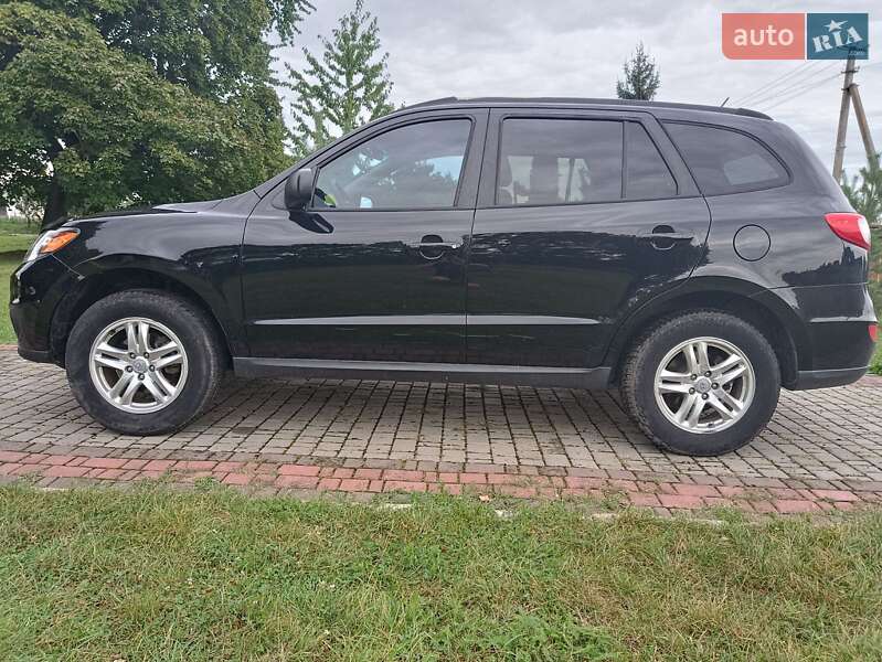 Позашляховик / Кросовер Hyundai Santa FE 2012 в Дубні