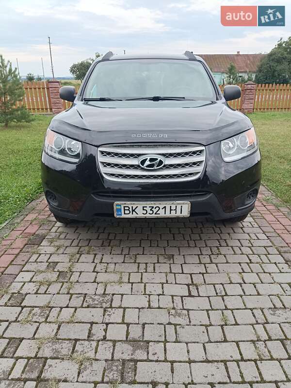 Позашляховик / Кросовер Hyundai Santa FE 2012 в Дубні