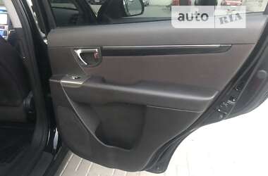 Внедорожник / Кроссовер Hyundai Santa FE 2010 в 