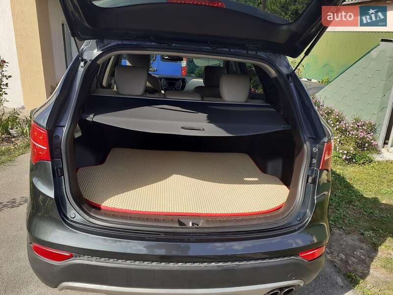 Позашляховик / Кросовер Hyundai Santa FE 2013 в Миронівці