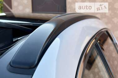 Внедорожник / Кроссовер Hyundai Santa FE 2013 в 