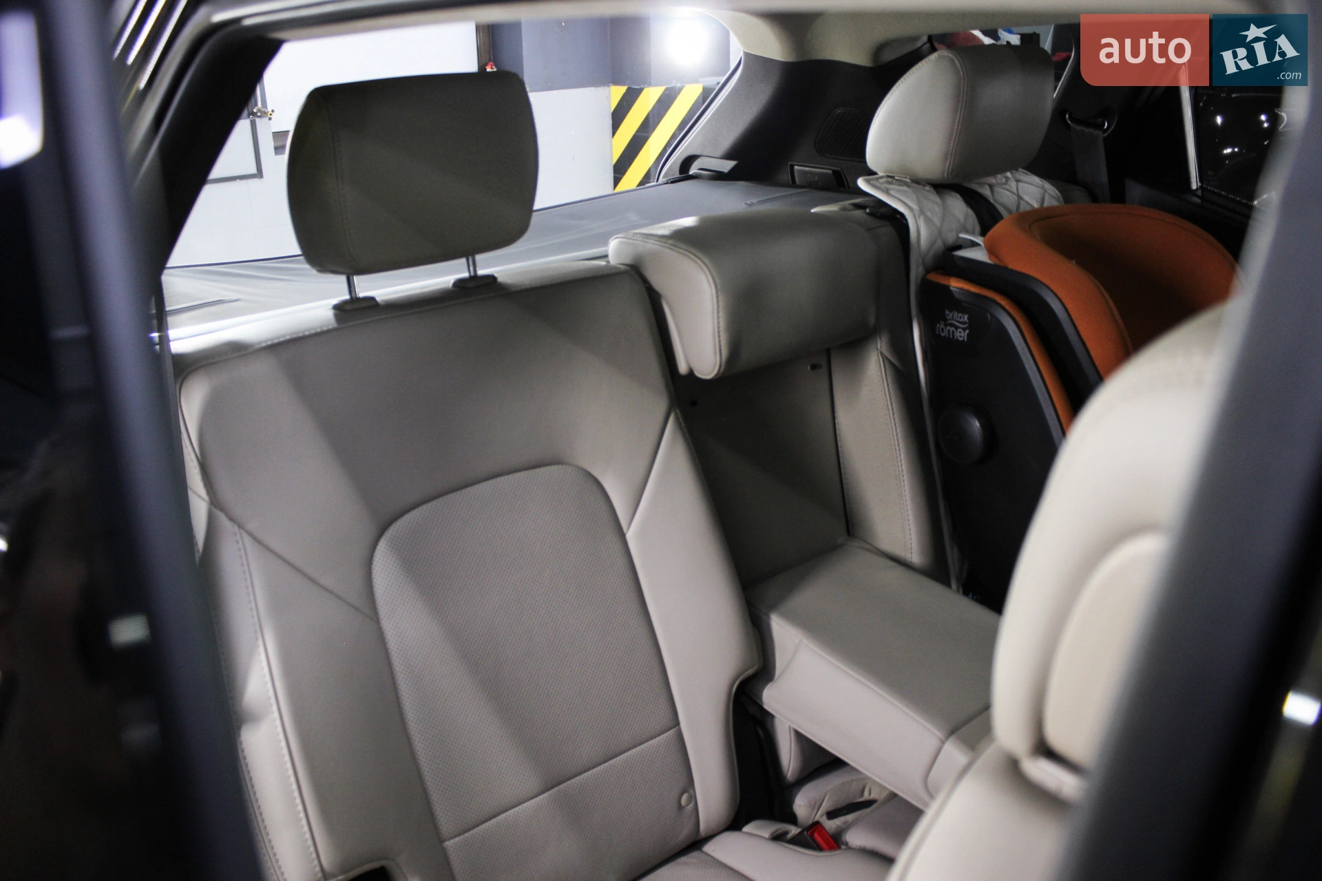 2018 Hyundai Santa Fe - мініатюра 17
