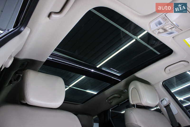 Позашляховик / Кросовер Hyundai Santa FE 2018 в Одесі фото 15 Позашляховик / Кросовер Hyundai Santa FE 2018 в Одесі