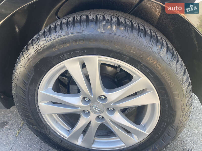 Позашляховик / Кросовер Hyundai Santa FE 2010 в Володимирі фото 20 Позашляховик / Кросовер Hyundai Santa FE 2010 в Володимирі