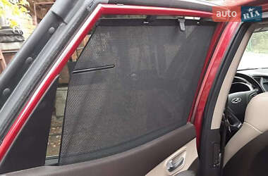 Внедорожник / Кроссовер Hyundai Santa FE 2013 в 
