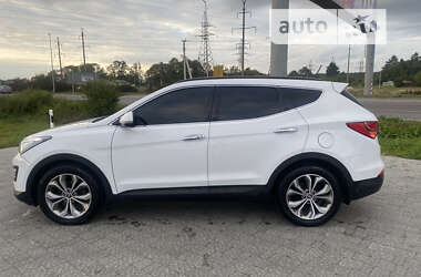 Позашляховик / Кросовер Hyundai Santa FE 2015 в 