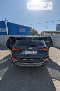 Внедорожник / Кроссовер Hyundai Santa FE 2019 в Одессе