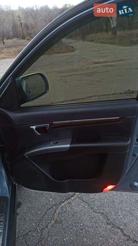 Внедорожник / Кроссовер Hyundai Santa FE 2010 в Каменском