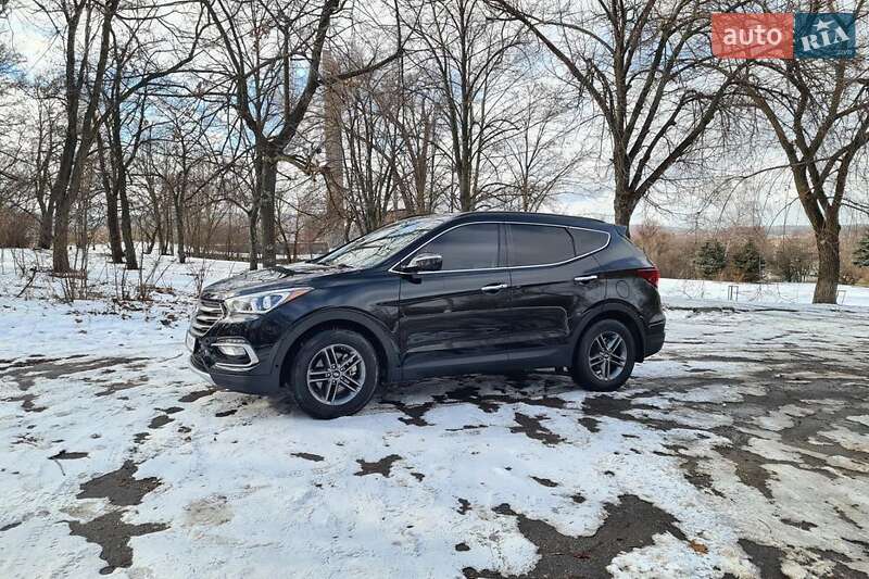 Внедорожник / Кроссовер Hyundai Santa FE 2017 в Днепре