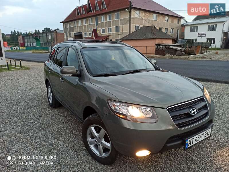 Внедорожник / Кроссовер Hyundai Santa FE 2009 в Косове