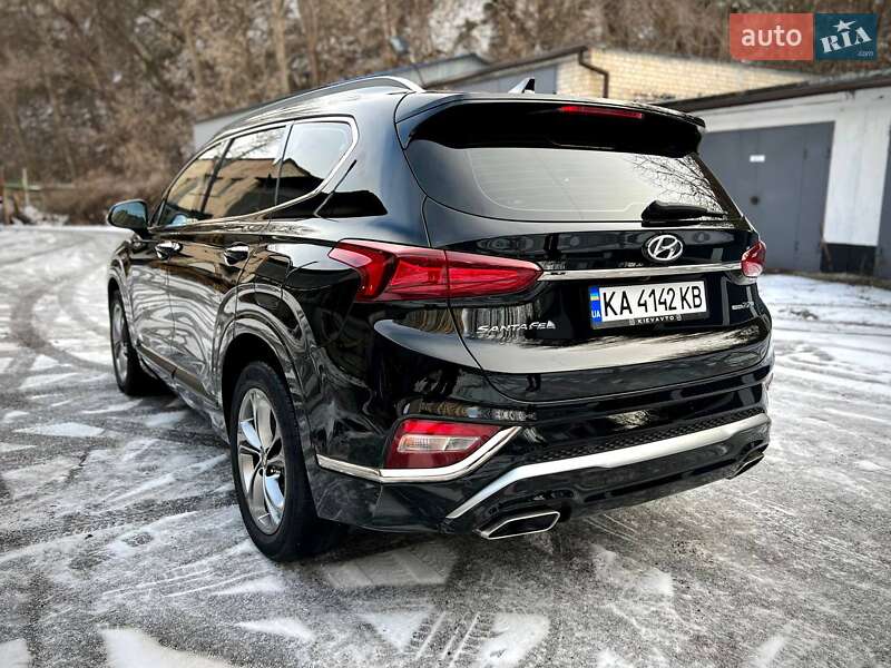 Позашляховик / Кросовер Hyundai Santa FE 2018 в Києві
